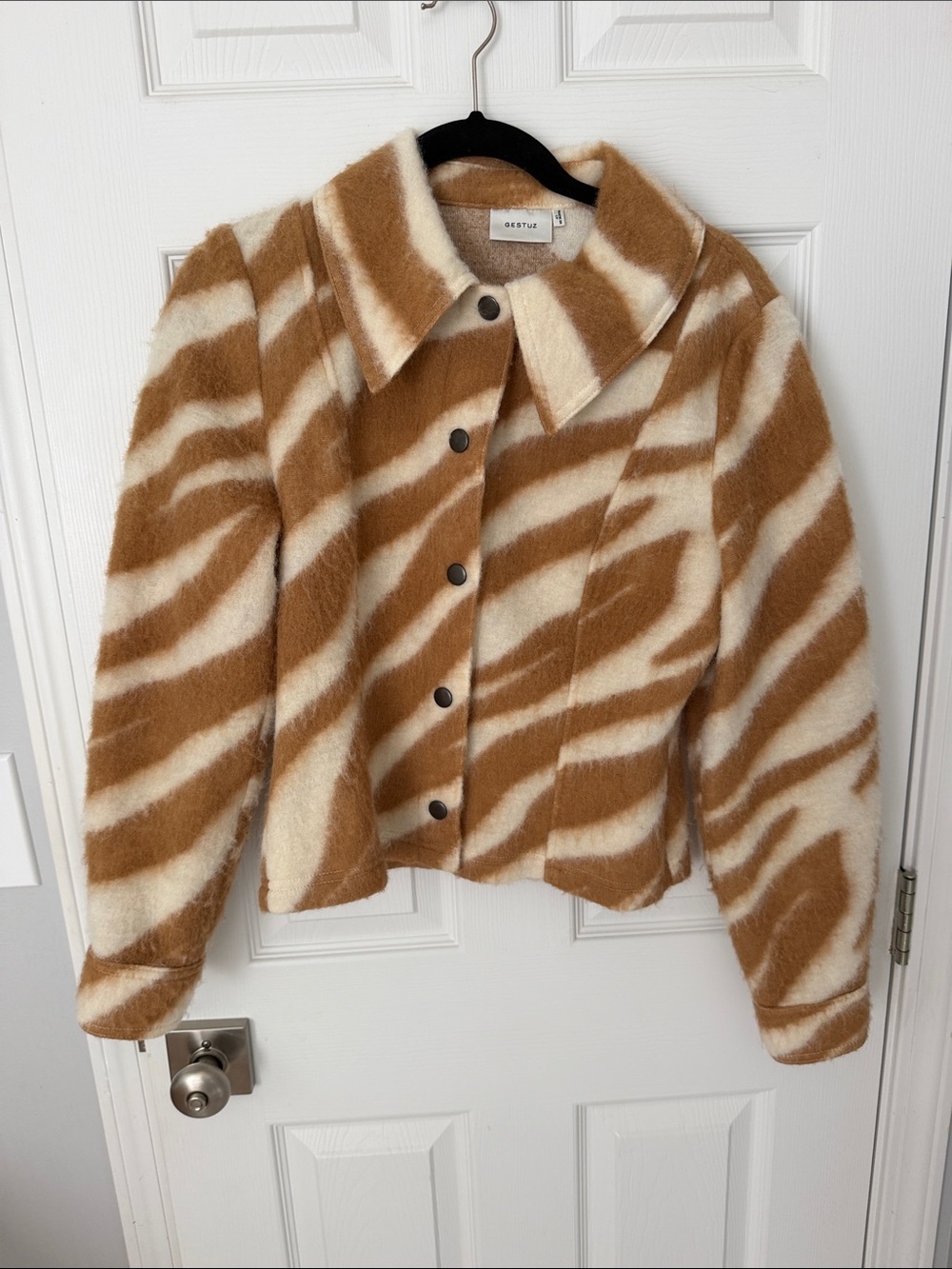 Gestuz Size 36 Brown & Cream Zebra Print Wool Blend Jacket